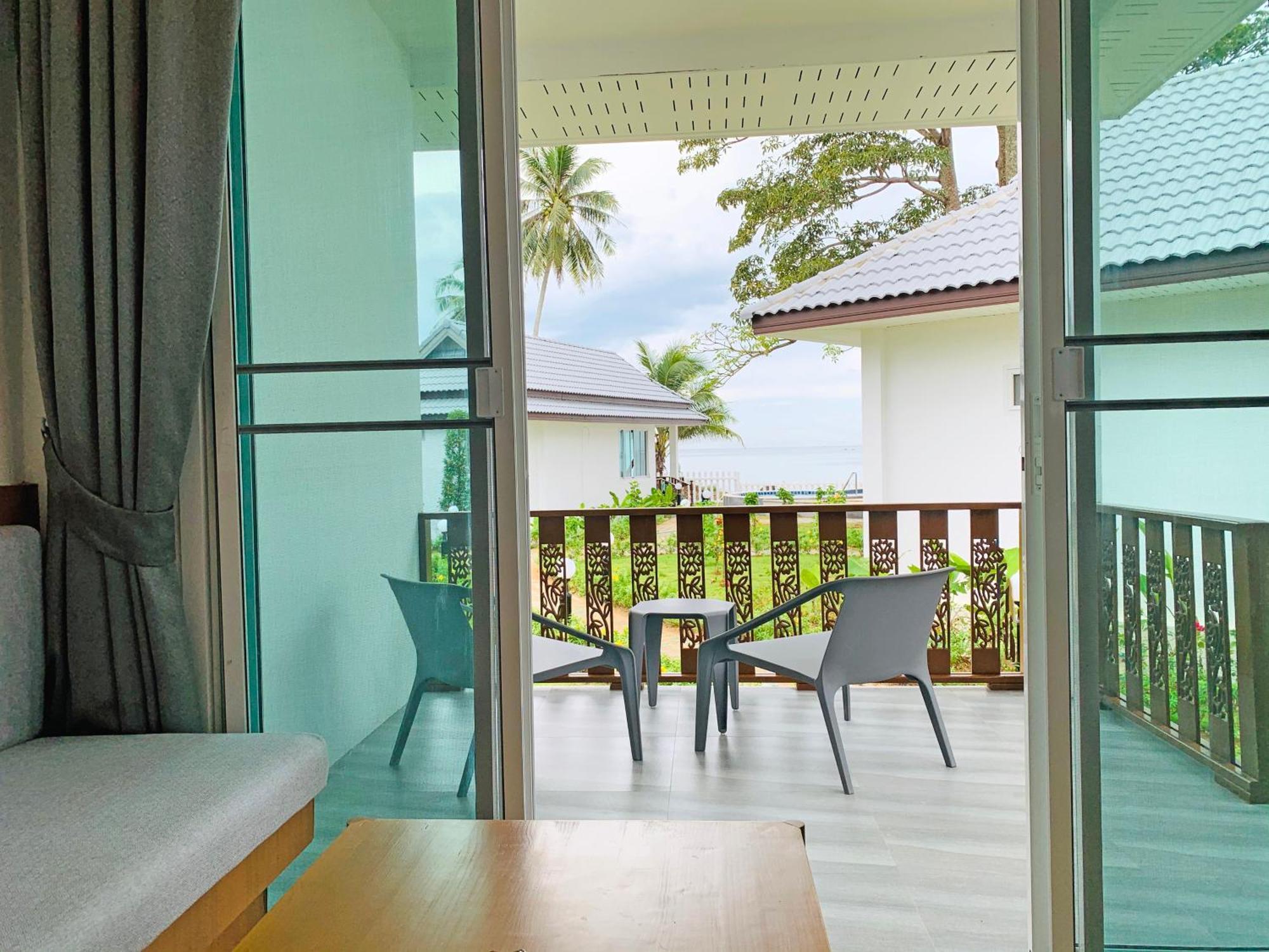 Horizon Beach Resort Koh Jum Oda fotoğraf