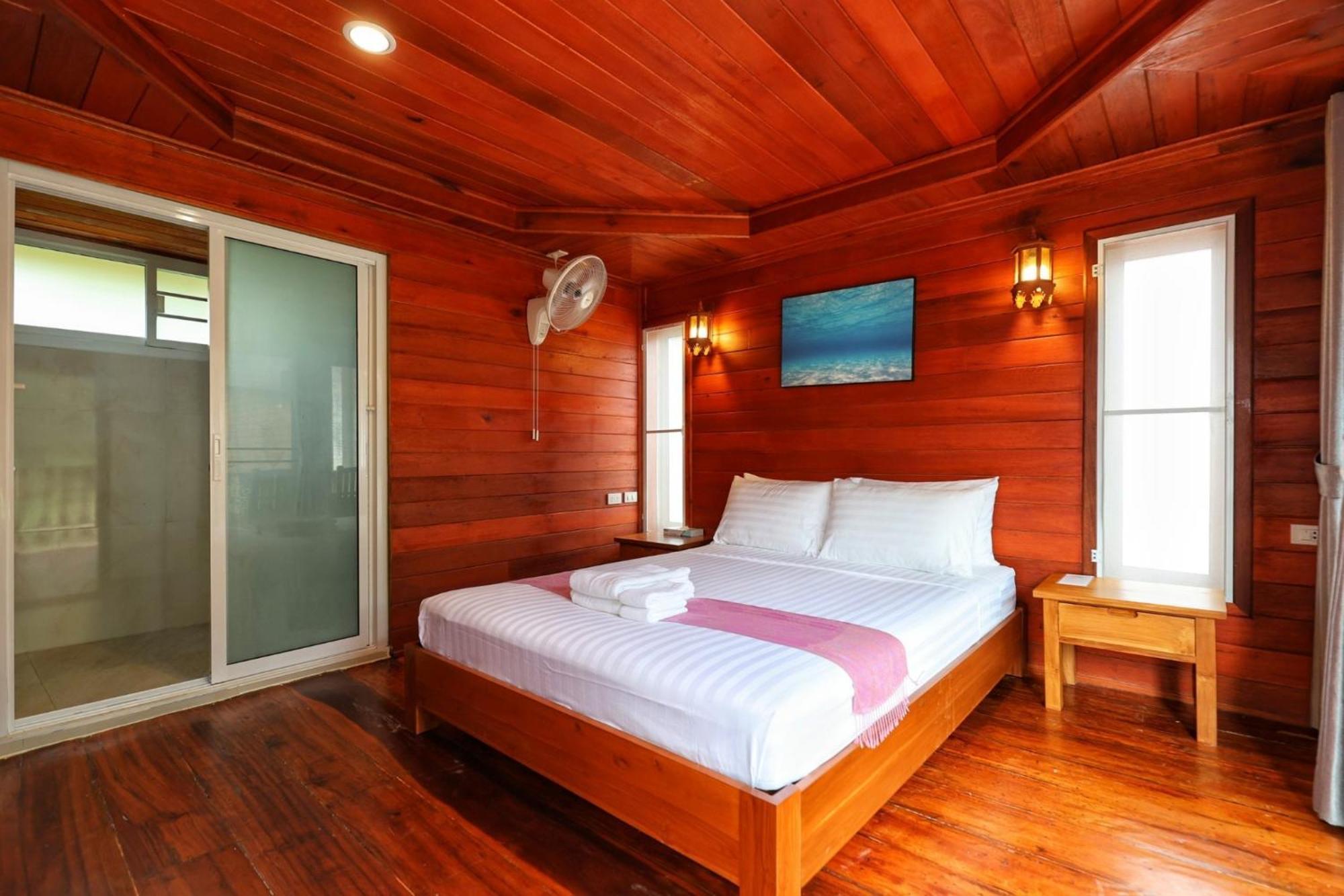 Horizon Beach Resort Koh Jum Dış mekan fotoğraf