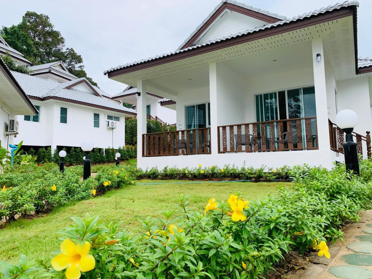 Horizon Beach Resort Koh Jum Dış mekan fotoğraf