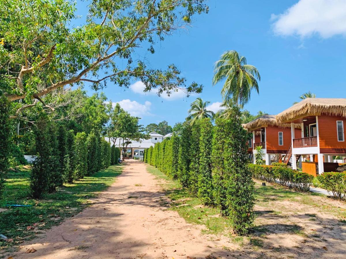 Horizon Beach Resort Koh Jum Dış mekan fotoğraf